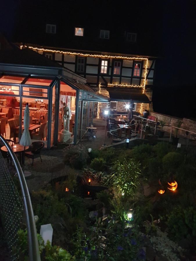 Hotel & Cafe Schachtenburg ชลิตซ์ ภายนอก รูปภาพ