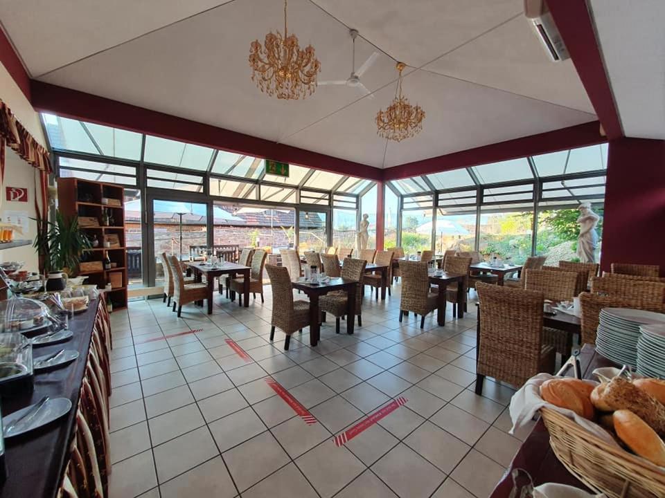 Hotel & Cafe Schachtenburg ชลิตซ์ ภายนอก รูปภาพ