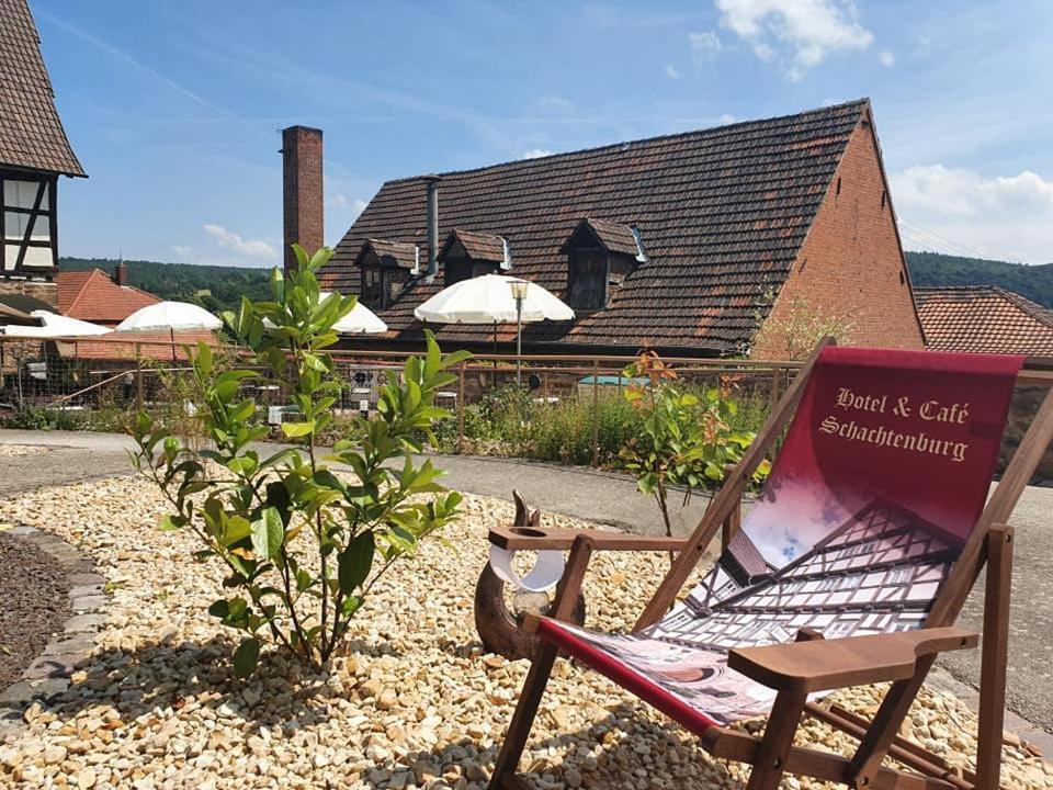 Hotel & Cafe Schachtenburg ชลิตซ์ ภายนอก รูปภาพ